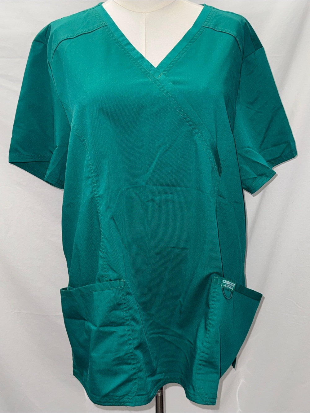 Cherokee Women’s Workwear Teal V-Neck Scrub Top with Front Pockets 2XL
